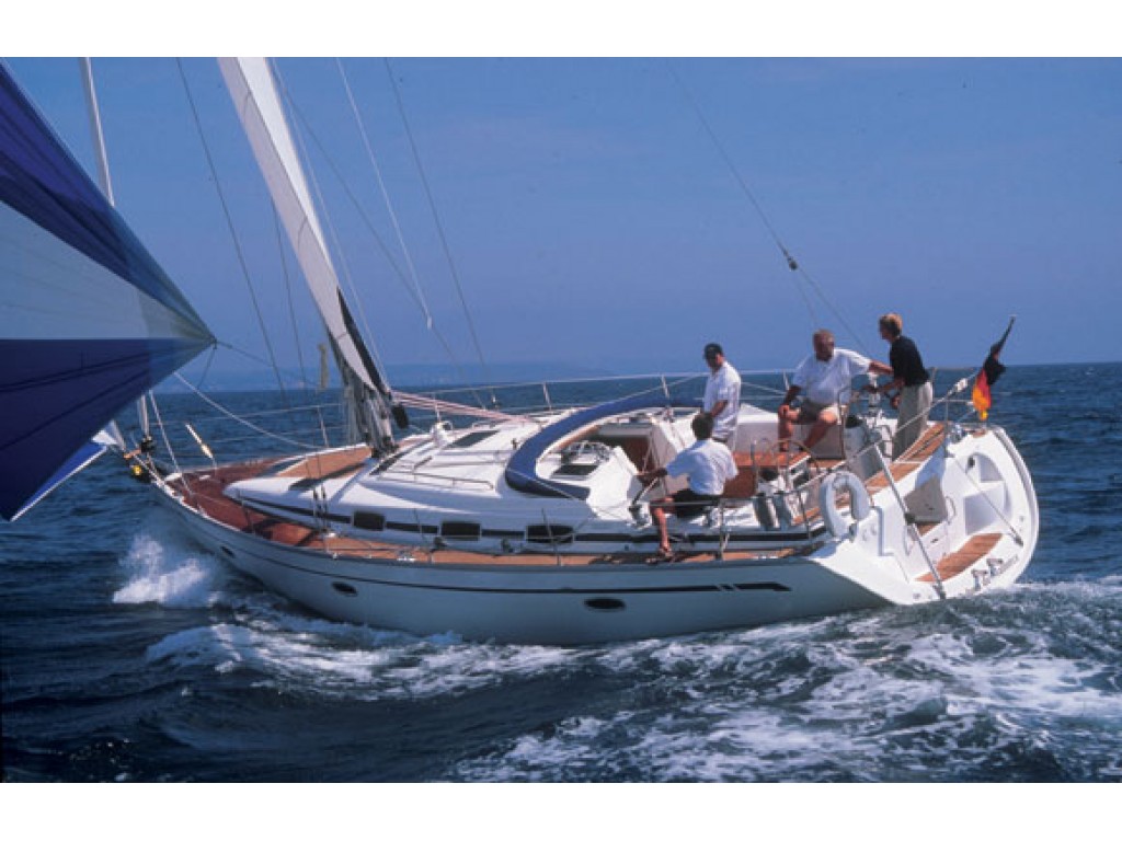 bavaria 42 yacht