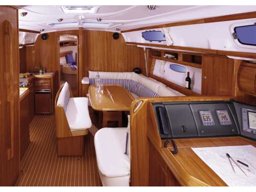 Bavaria 42